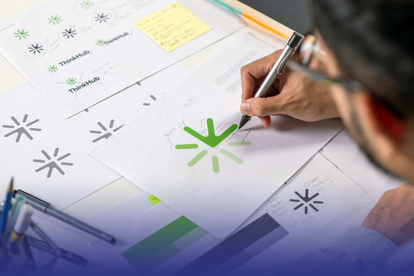 تمثيل مرئي لخطوات استراتيجية تحديد موقع العلامة التجارية للعلامات التجارية بين الشركات في عام 2025