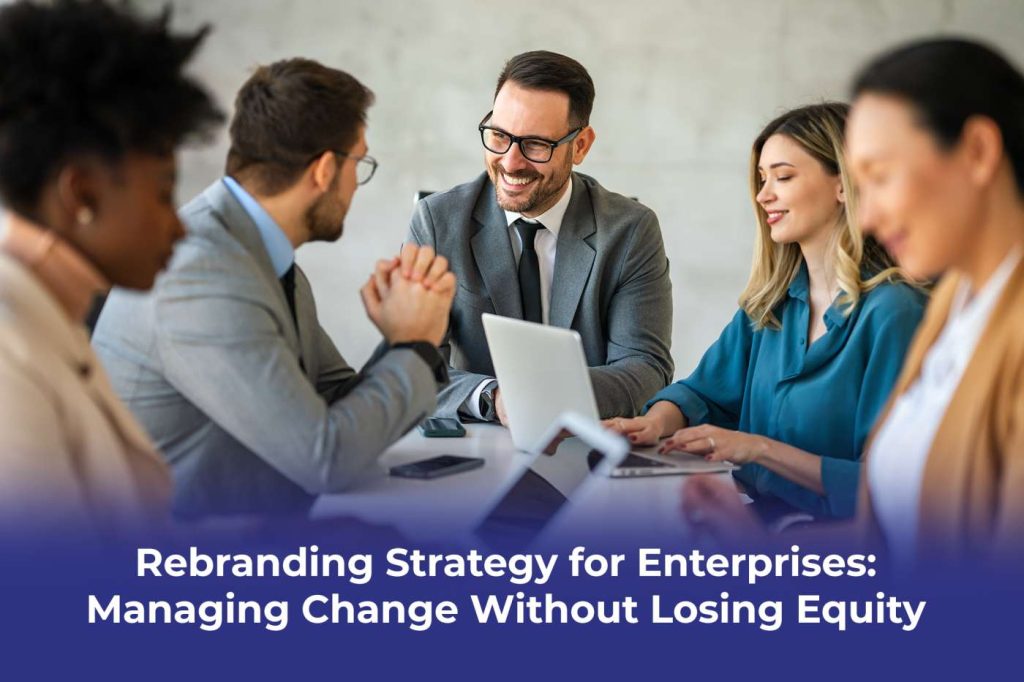 مفهوم استراتيجية تغيير العلامة التجارية للمؤسسات بروتون إيفيكت Enterprise التي توضح الانتقال بين الهوية القديمة والجديدة للعلامة التجارية للمؤسسات العالمية